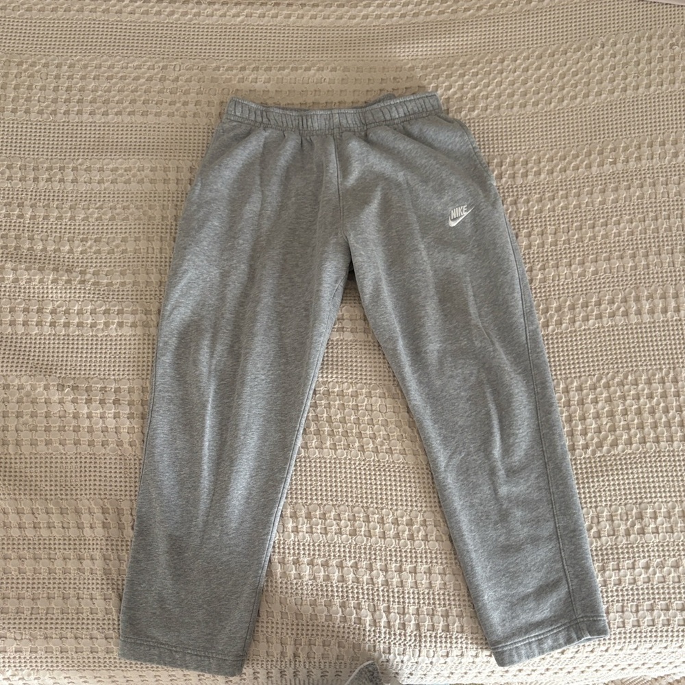 Nike Men's Gray Sweatpants